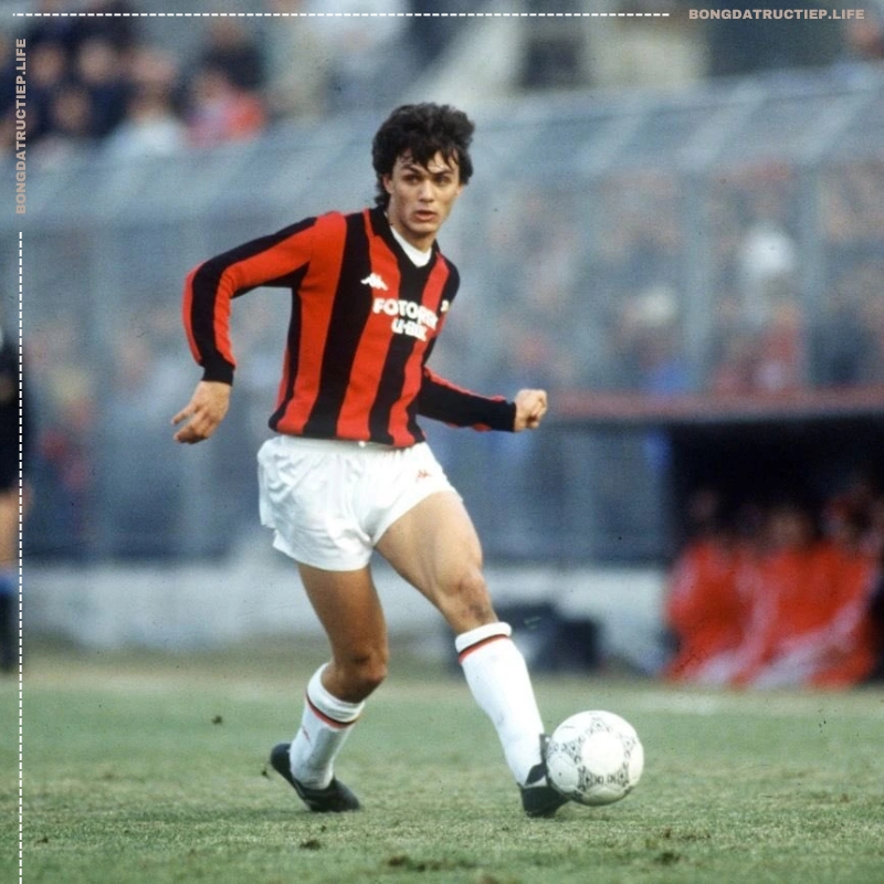 Cầu thủ vô địch C1 nhiều nhất Paolo Maldini